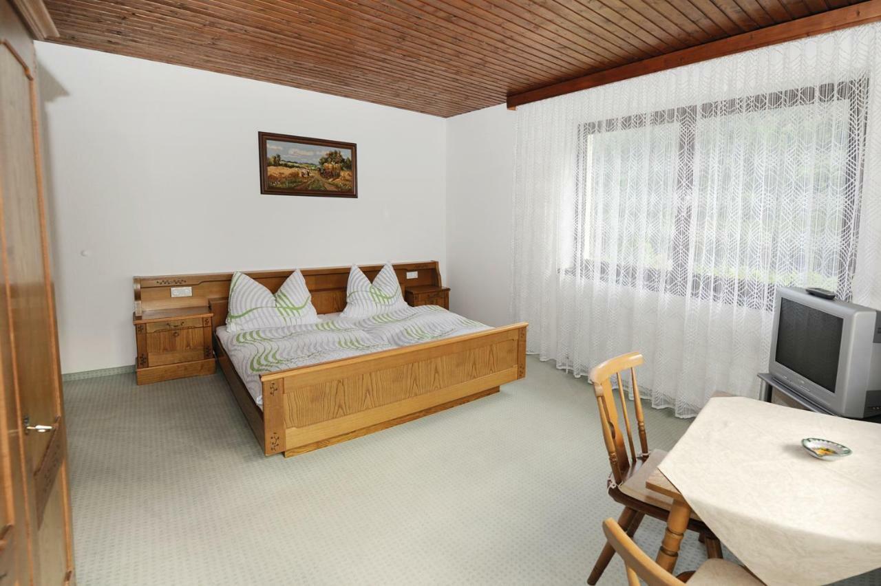 Haus Karin Bed & Breakfast Sankt Gallenkirch Room photo